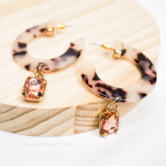 Tortoise Light Acrylic Pink Gemstone Earrings #29 - Picture 3 of 4